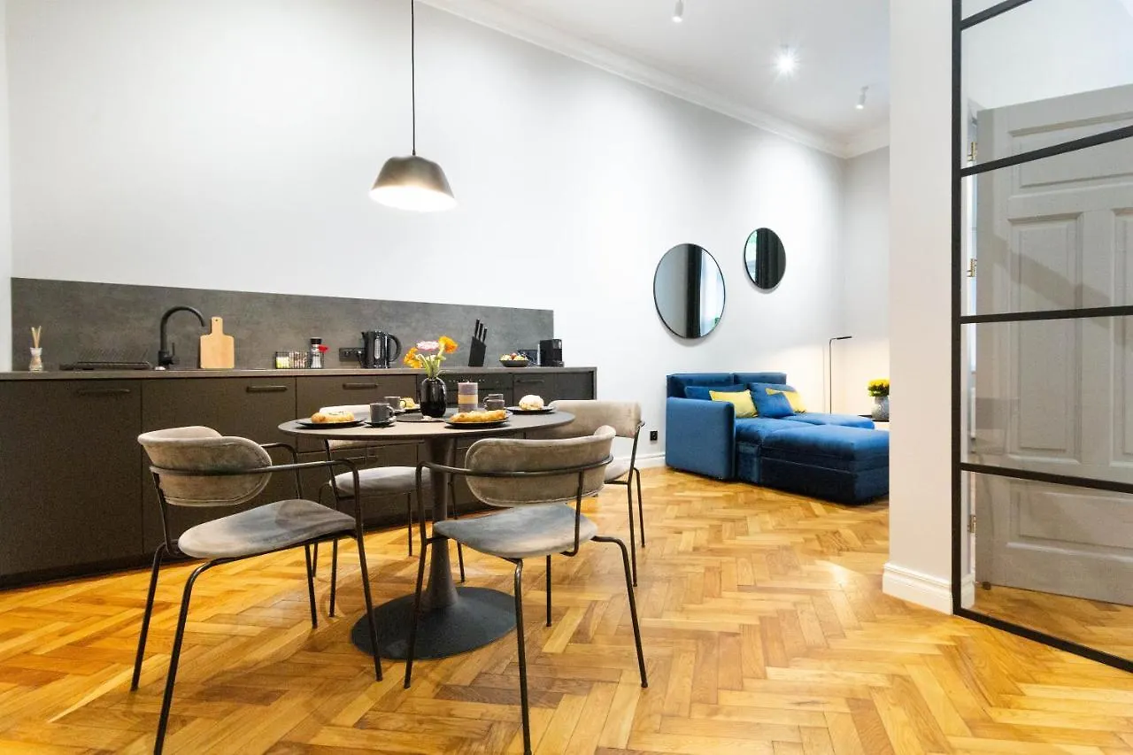 Nola Apartments Krakau Polen